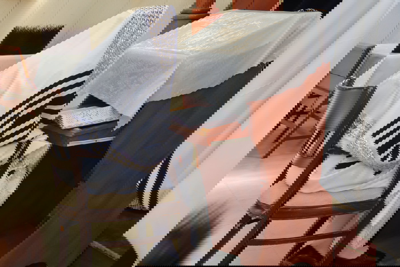 חג הפסח בחצה"ק קרעטשניף סיגעט