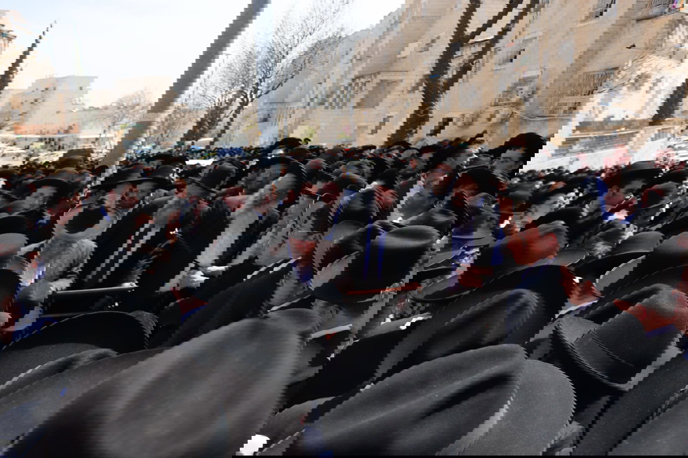 מסע הלוויית הבחור יששכר דב שפיגל ז"ל