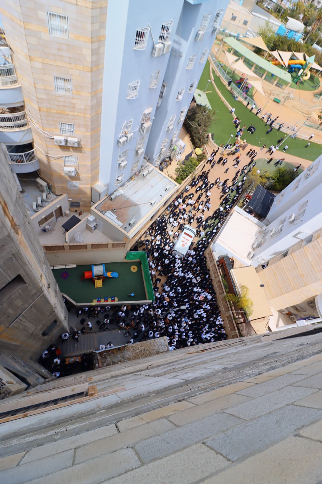 מסע הלויית הרב פנחס ראובן ז"ל