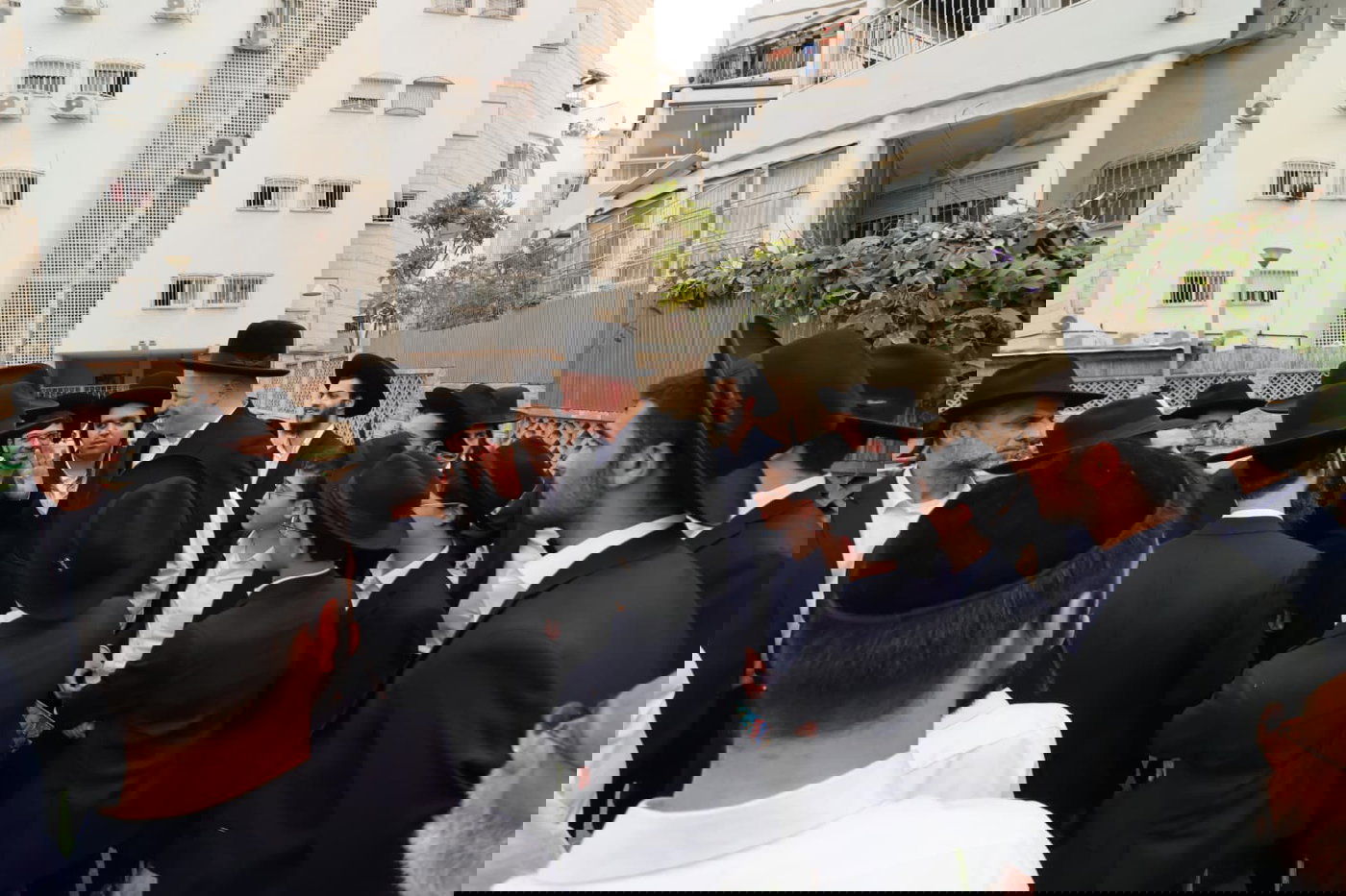 מסע הלויית הרב פנחס ראובן ז"ל