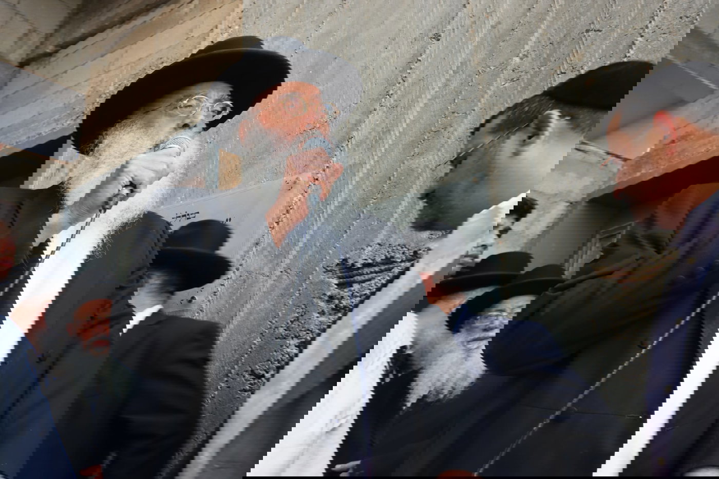 מסע הלויית הרב פנחס ראובן ז"ל