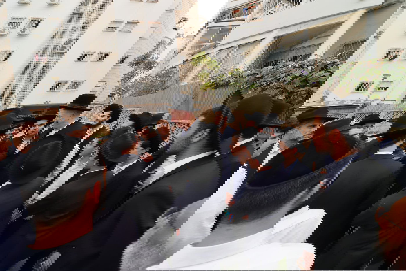 מסע הלויית הרב פנחס ראובן ז"ל