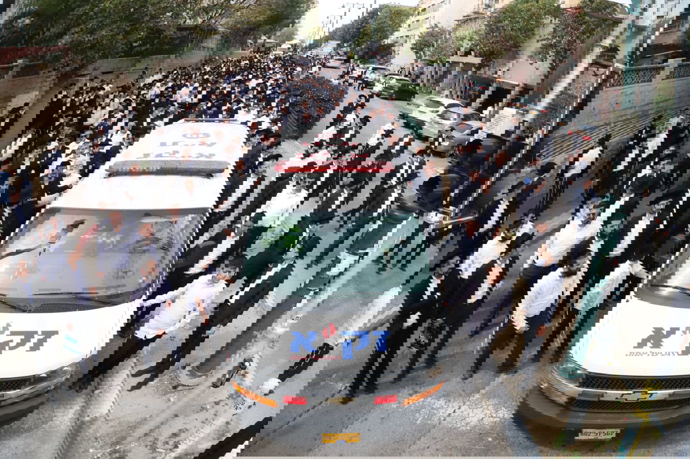 מסע הלויית הרב פנחס ראובן ז"ל