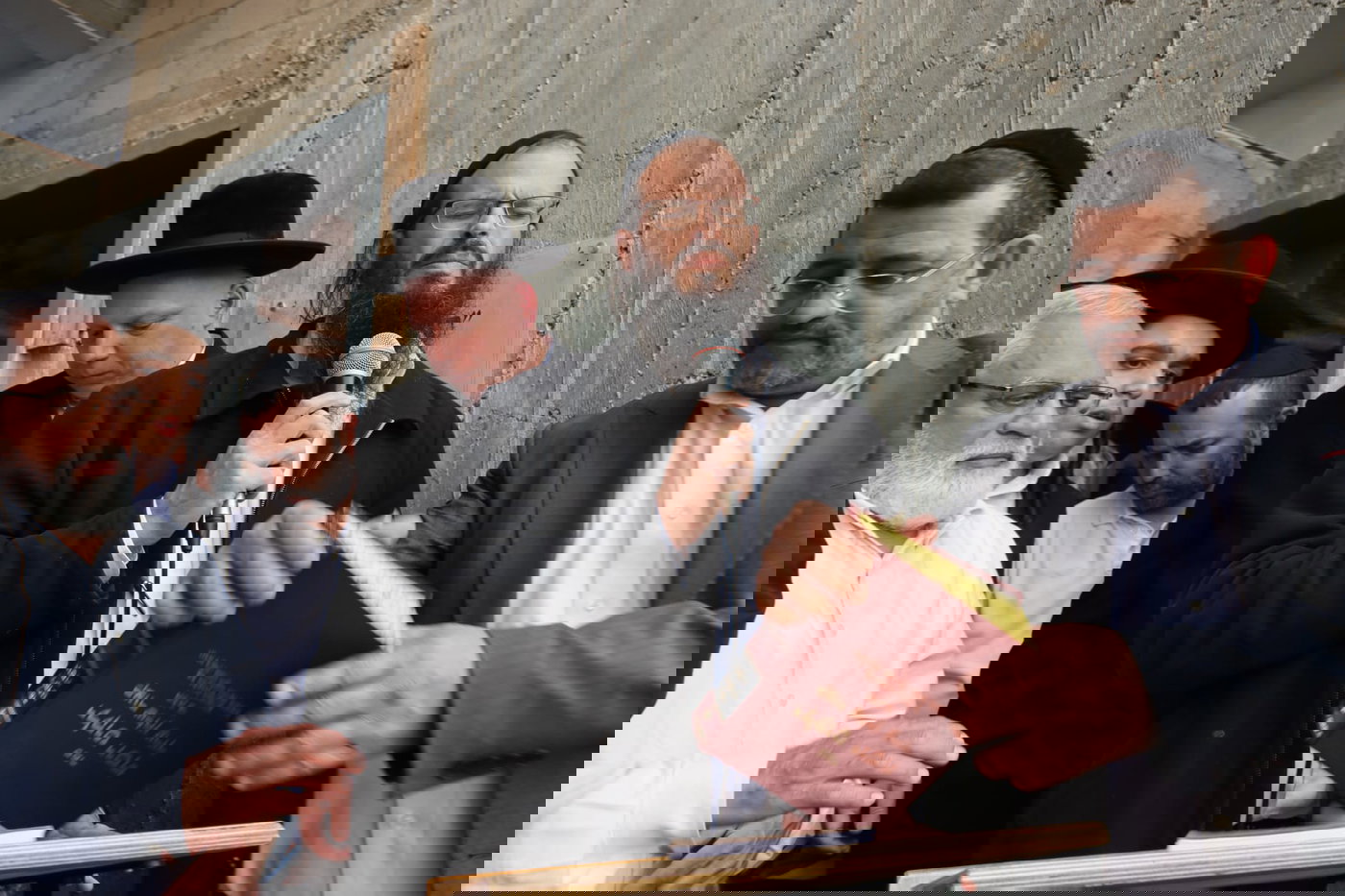 מסע הלויית הרב פנחס ראובן ז"ל