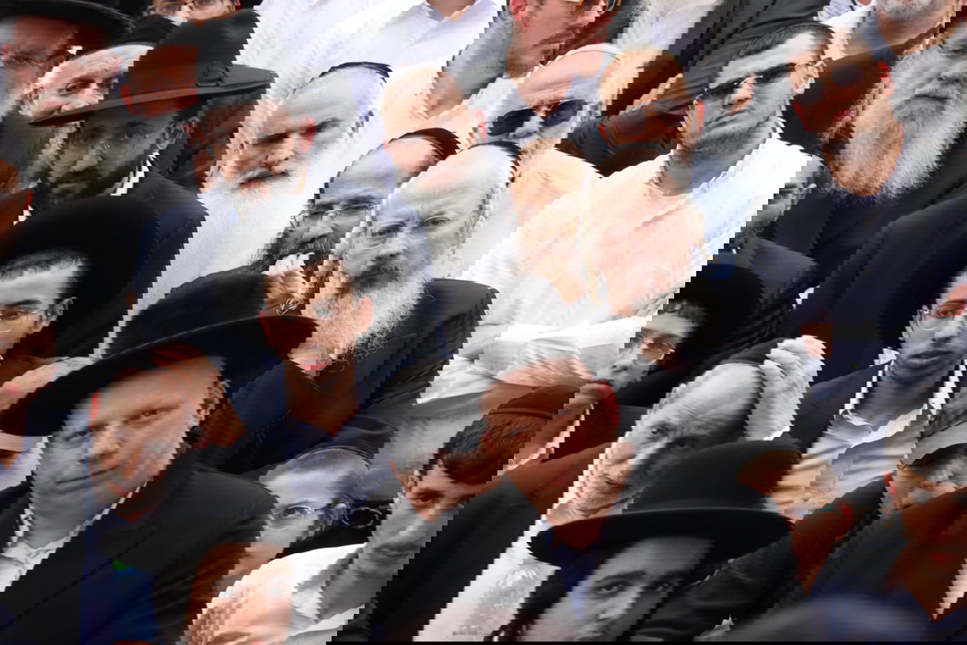 מסע הלויית הרב פנחס ראובן ז"ל