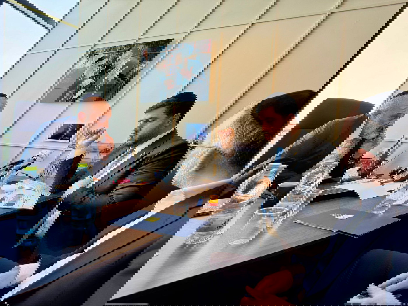 הח"כ שרכב על סוס | 'זופניק בכיכר' עם כל התמונות, הנייעס והחשיפות של השבוע