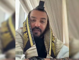 הזמר איתי לוי החליט לא להסתפר בספירת העומר: "כולה 33 יום" | צפו