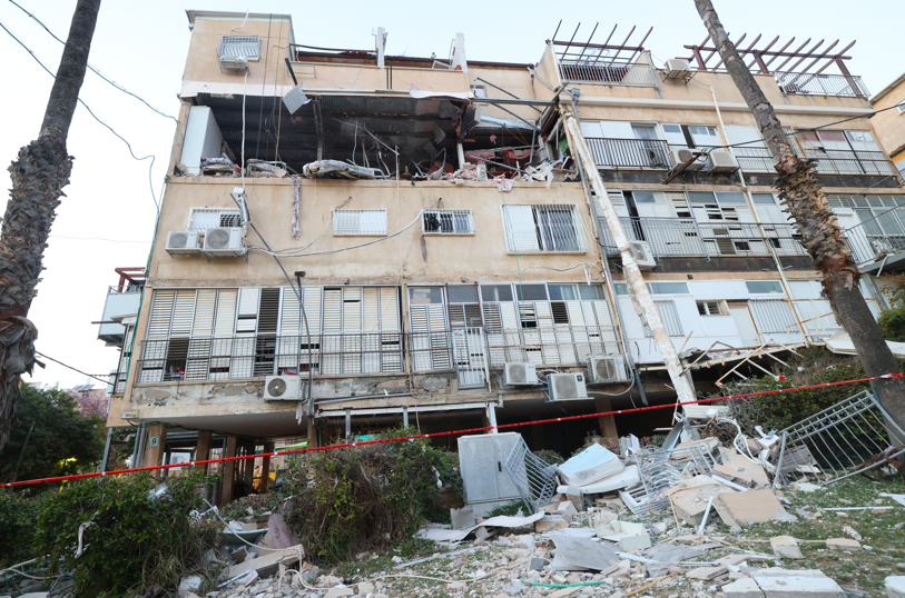 משפחות שמצאו את עצמם עומדים ברחוב, חלקם עם פגיעות כלכליות משתקות