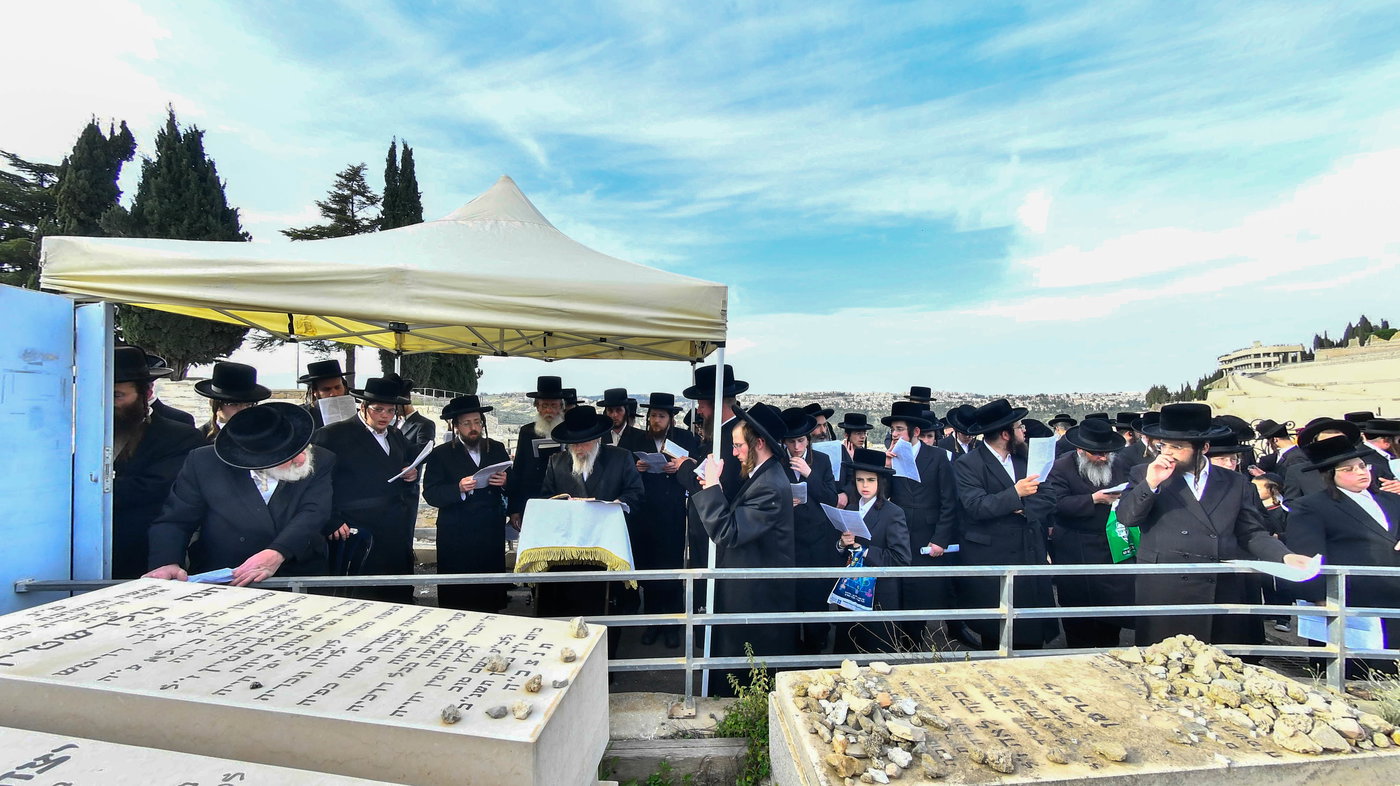 הילולא קדישא בפינסק קארלין