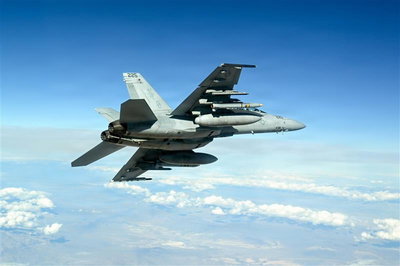 מטוסי הקרב חמושים בטילים