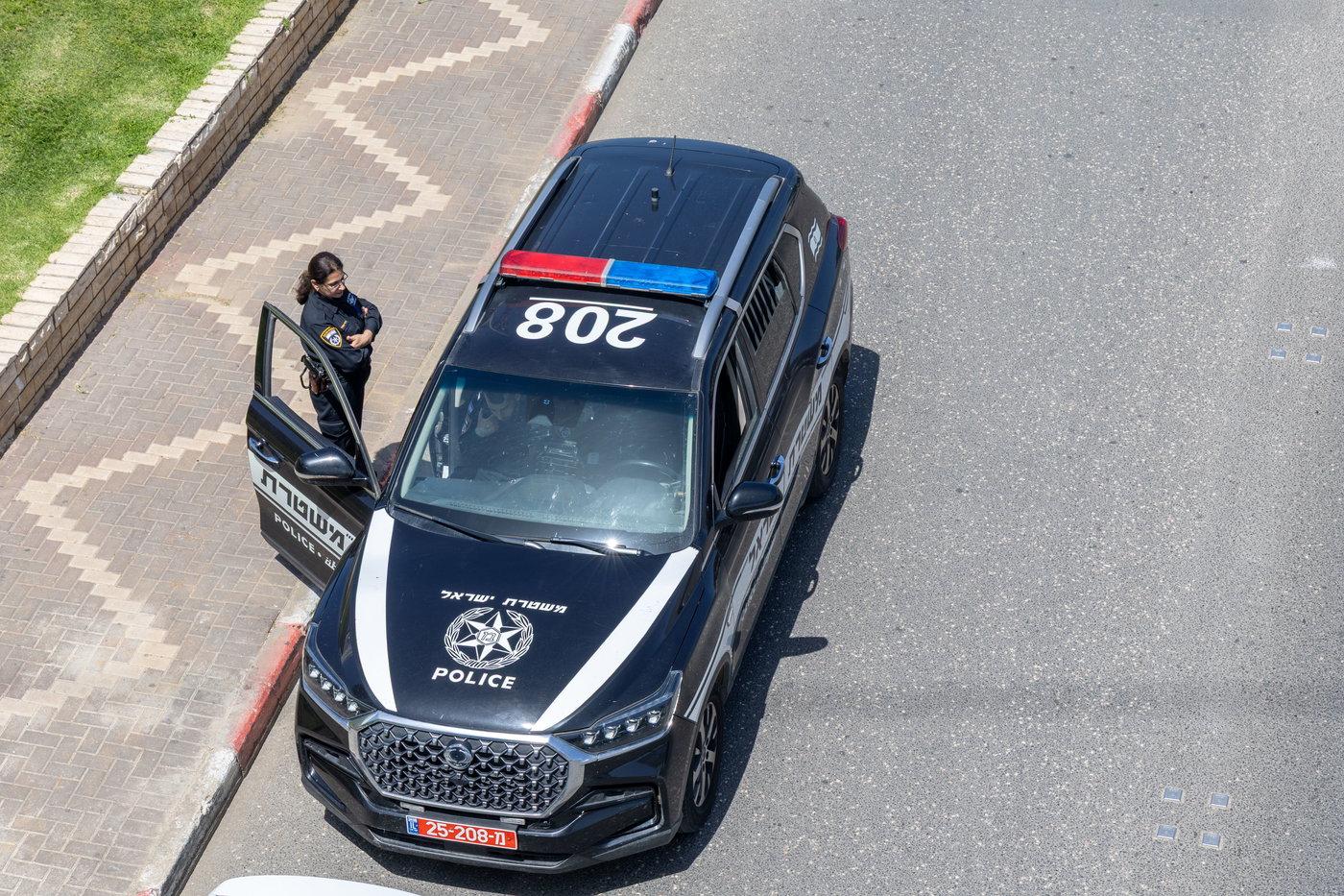 ניידת משטרה, אילוסטרציה