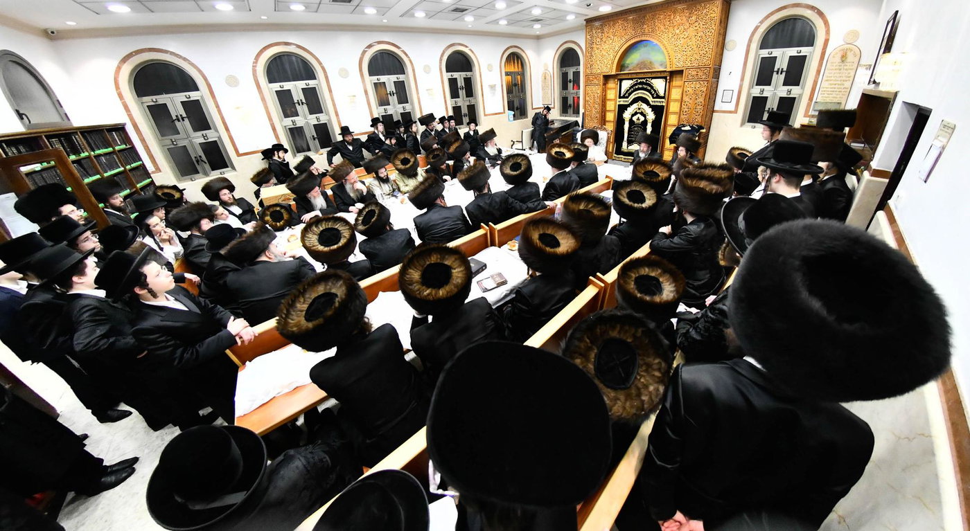 האדמו"ר מסטרופקוב במוצ"ש בבני ברק