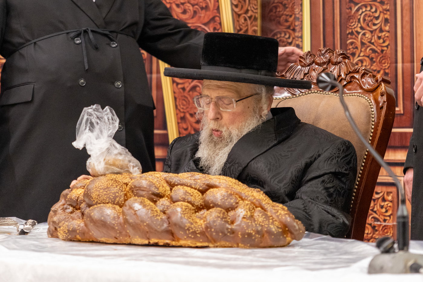 הילולא קדישא בפינסק קרלין
