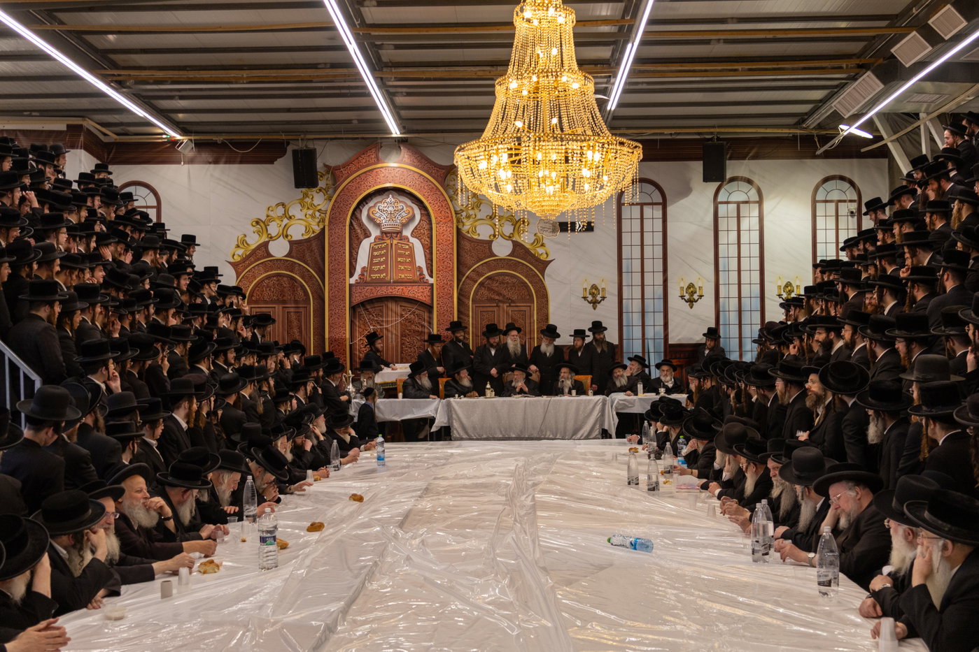 הילולא קדישא בפינסק קרלין
