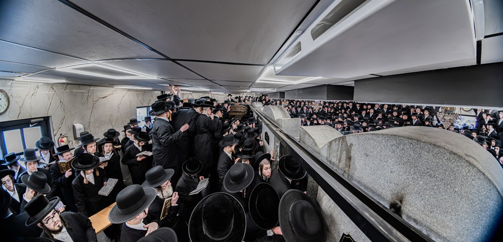 האדמו"ר מסאטמר בעליה לציון