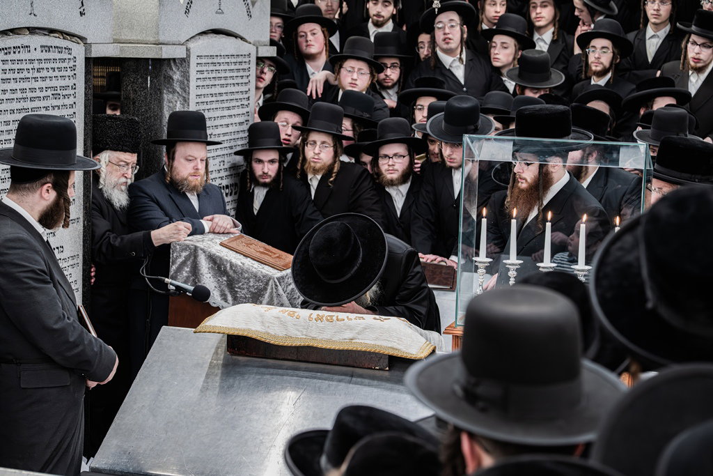 האדמו"ר מסאטמר בעליה לציון