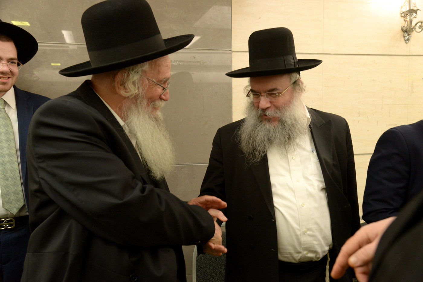 הגרי"ש קנייבסקי בשמחת הבר מצוה לנכד רבי משה דוד ליפקוביץ 