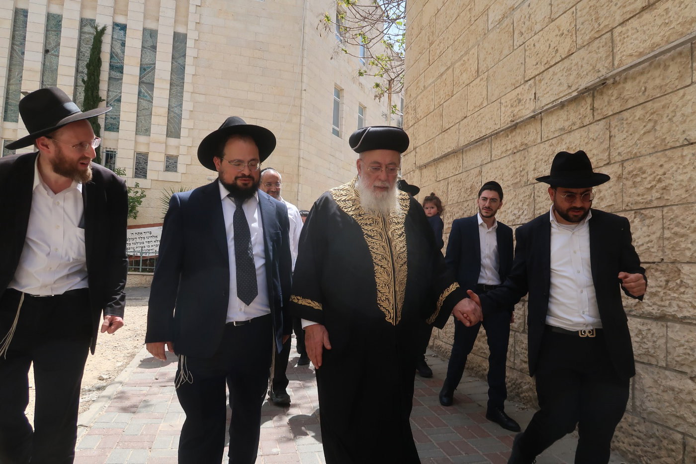 הגרש"מ עמאר בשכונת רמות