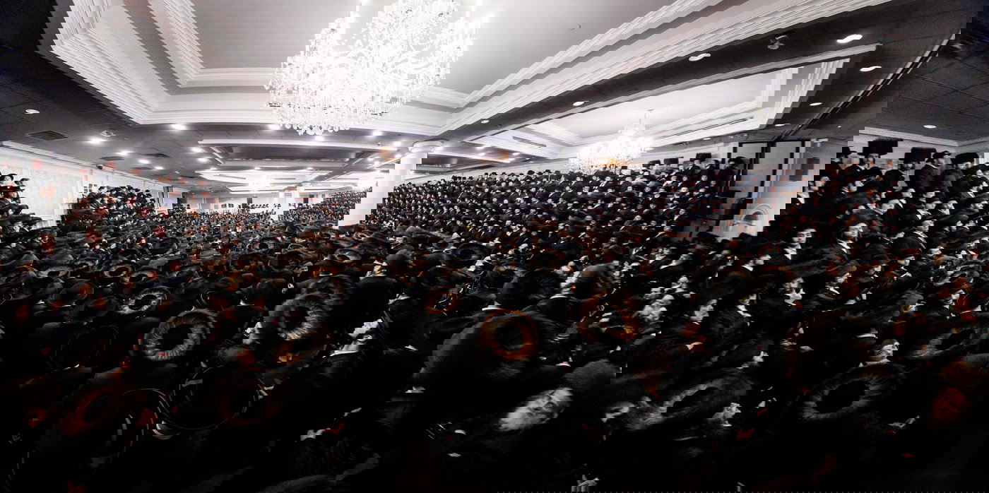 הגר"ש אלתר במוצאי שב"ק בבורו פארק