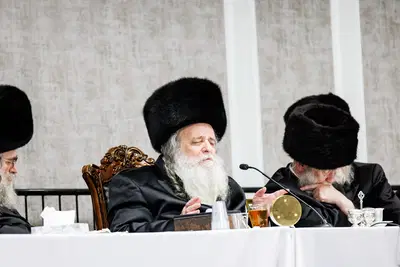 הגר"ש אלתר במוצאי שב"ק בבורו פארק