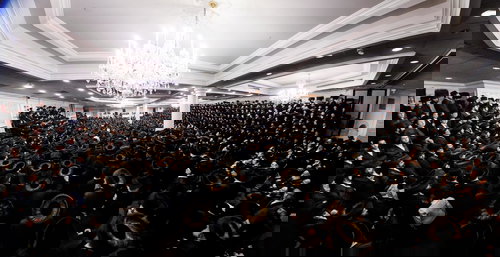 הגר"ש אלתר במוצאי שב"ק בבורו פארק