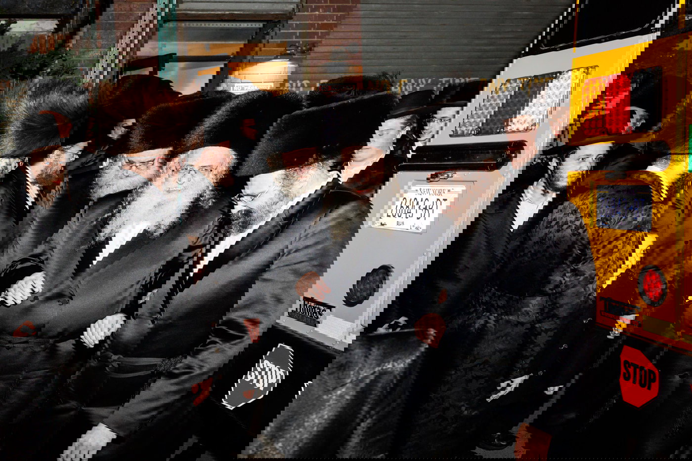 הגר"ש אלתר במוצאי שב"ק בבורו פארק