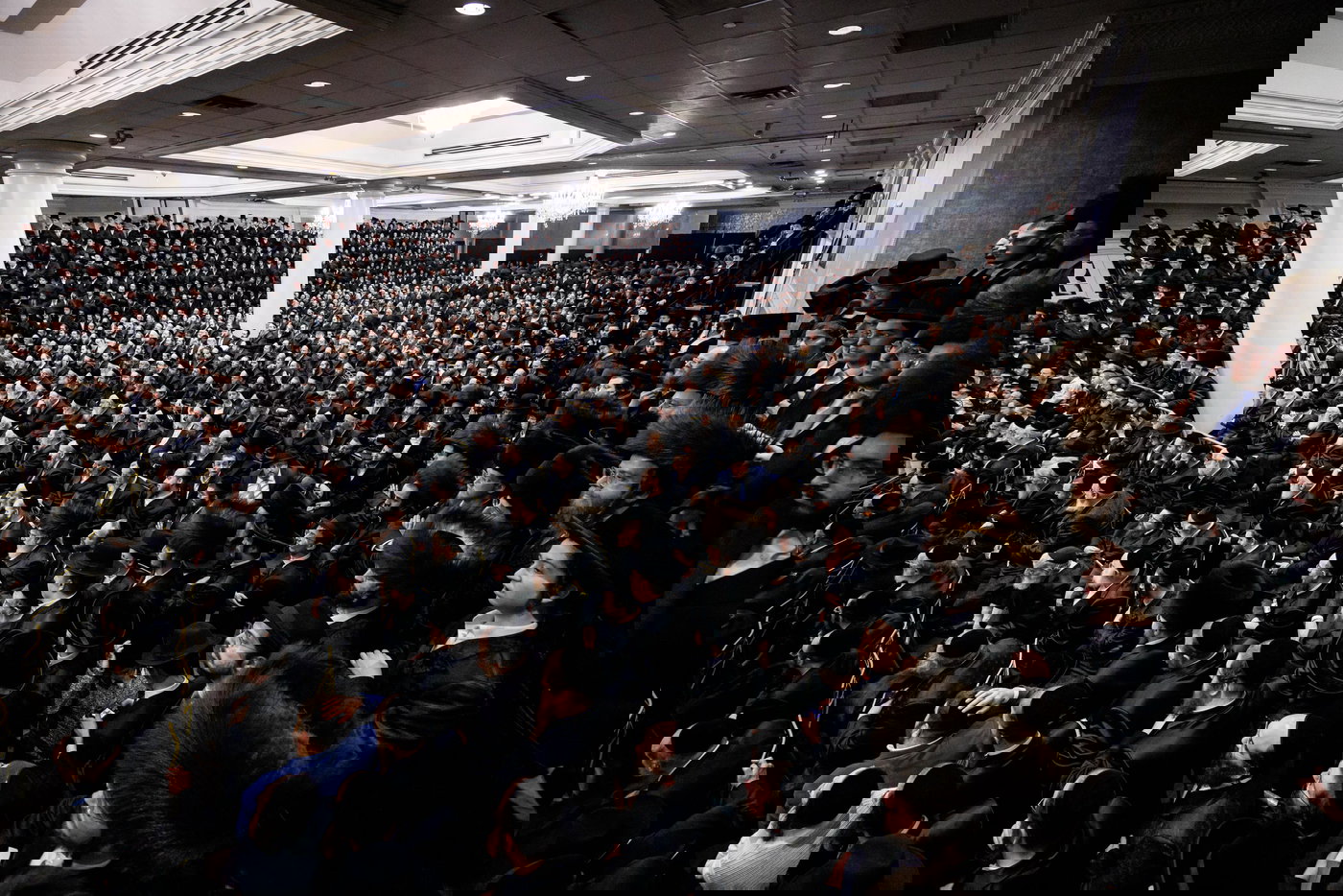 הגר"ש אלתר במוצאי שב"ק בבורו פארק