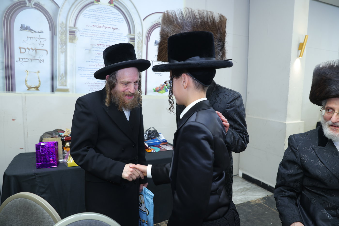 בר מצווה לבנו של אהרון אלבוים