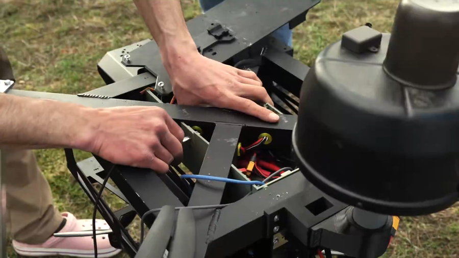 בדיקת כלי טיס בלתי מאוישים מתקדמים מתוצרת אוקראינה