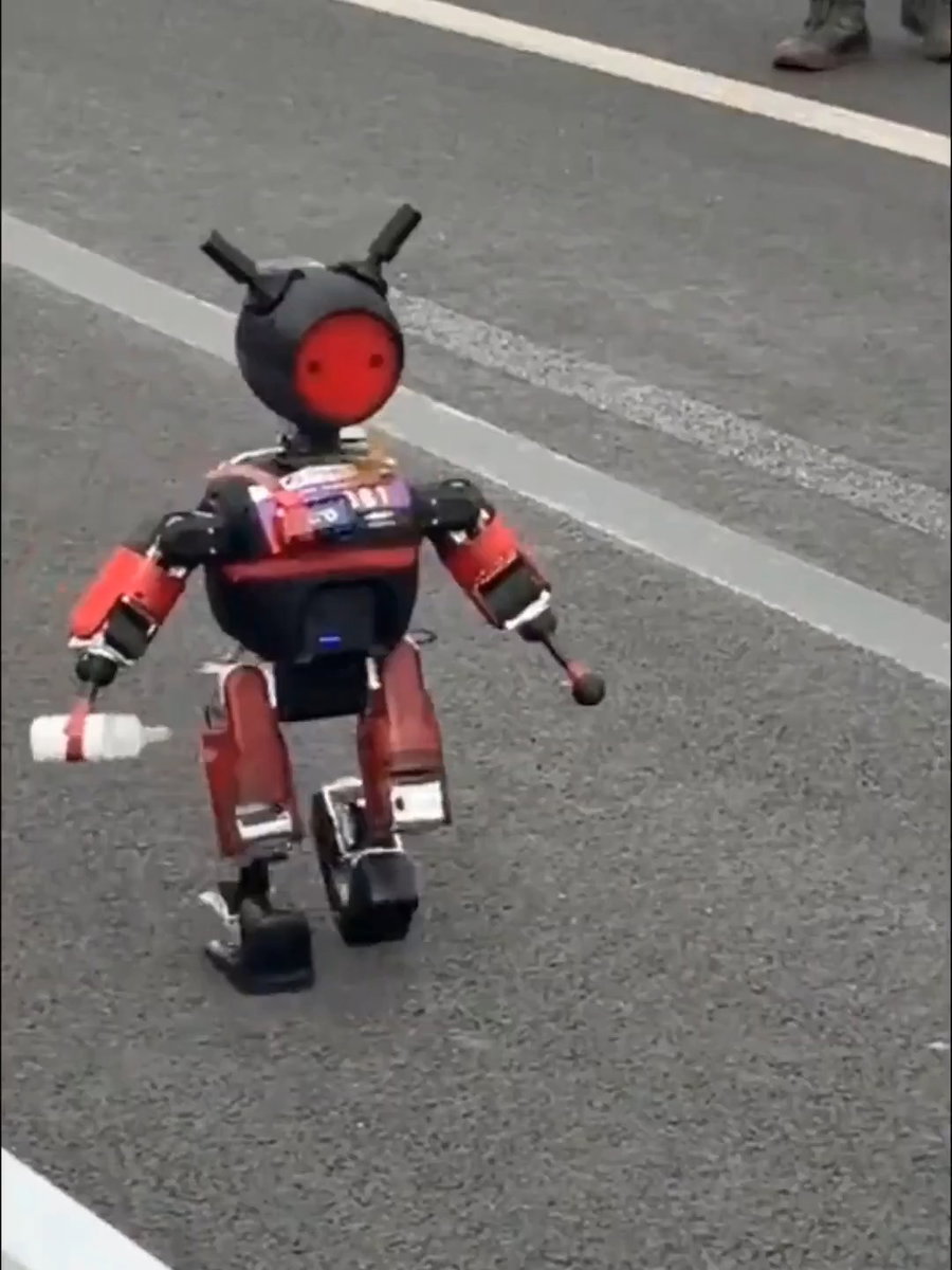 הם רצים ואנו רצים - התחרות בסין