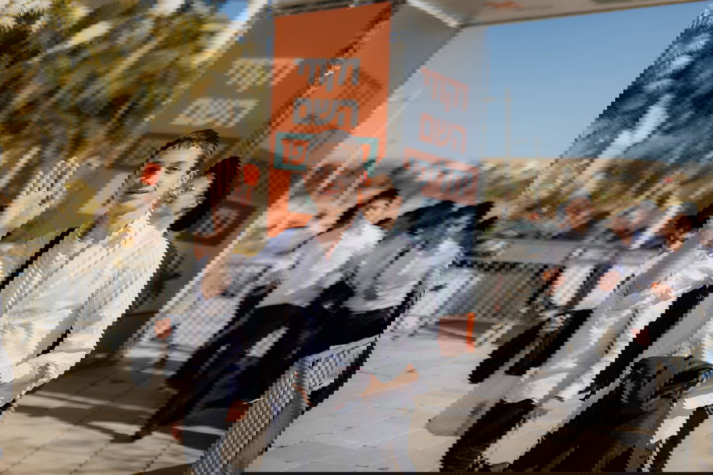 בין הזמנים חודש ניסן 