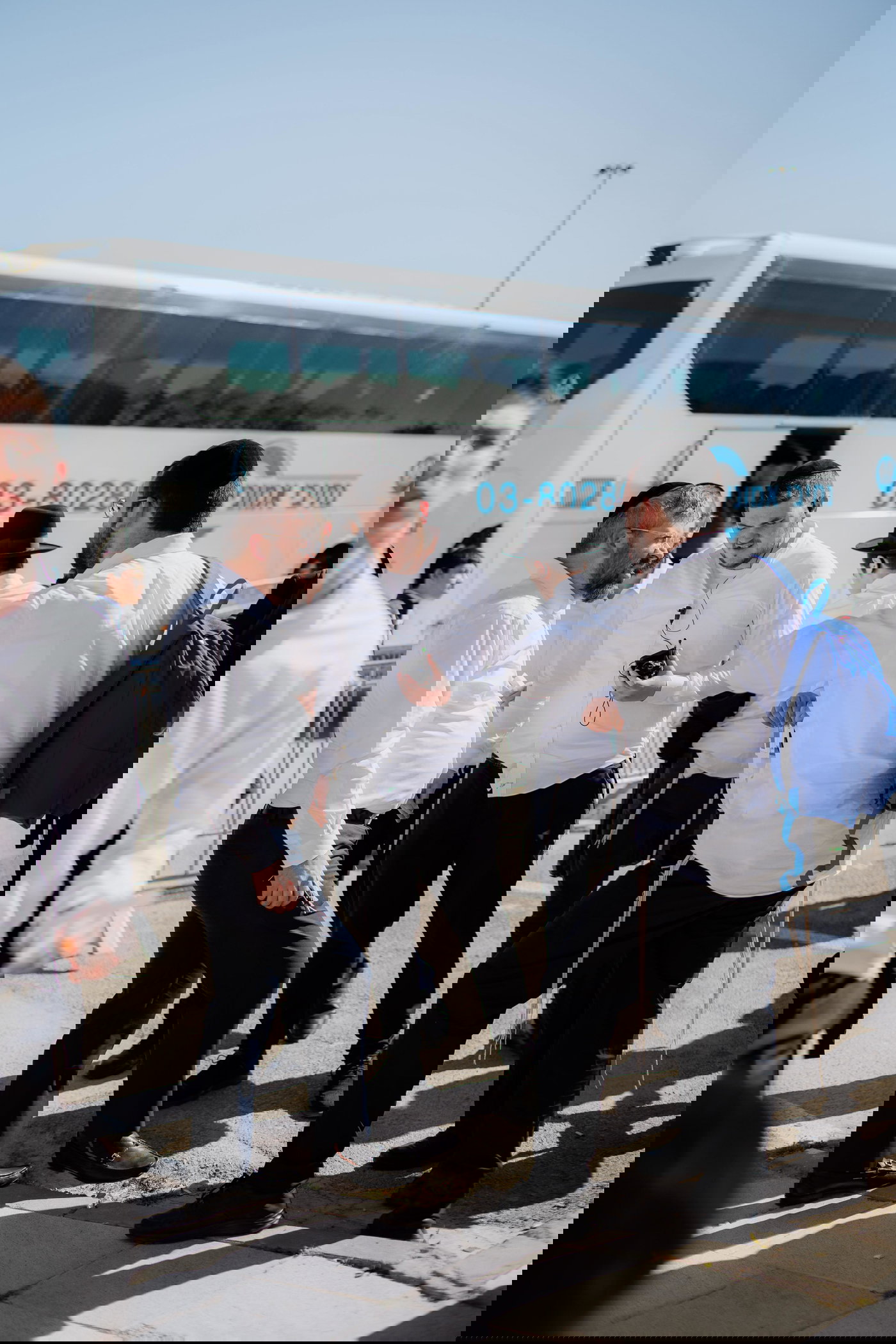 בין הזמנים חודש ניסן 