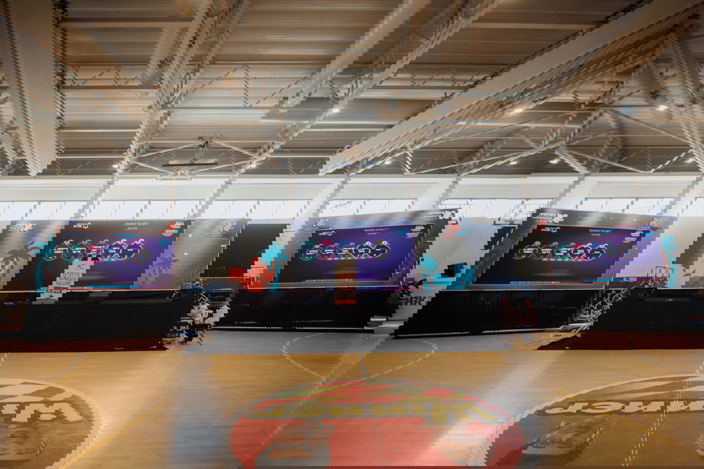 בין הזמנים חודש ניסן 