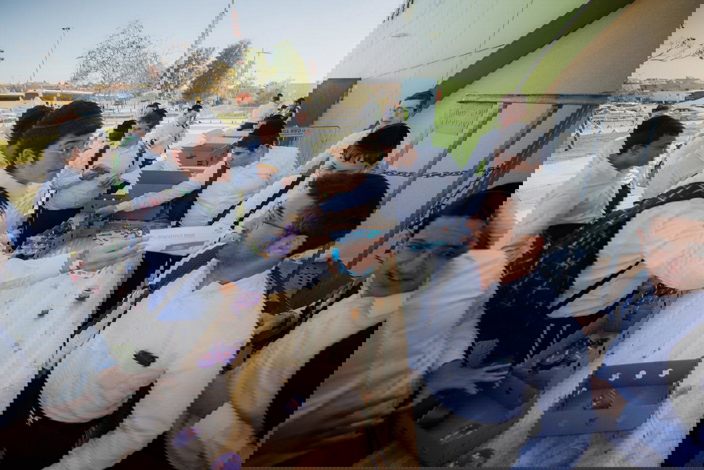 בין הזמנים חודש ניסן 