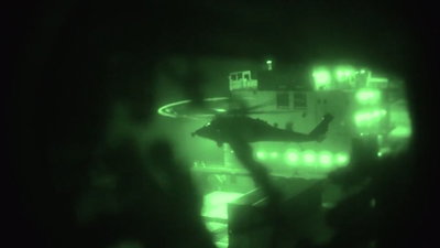 תיעוד דרמטי מהמפרץ: הקריאות לספינה האיראנית לעצור, הירי וההשתלטות