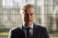 רוברט גולוב האנטי-ישראלי 