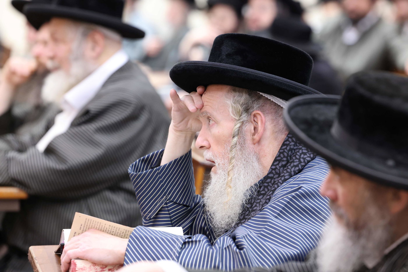 עצרת הספד בתולדות אהרן