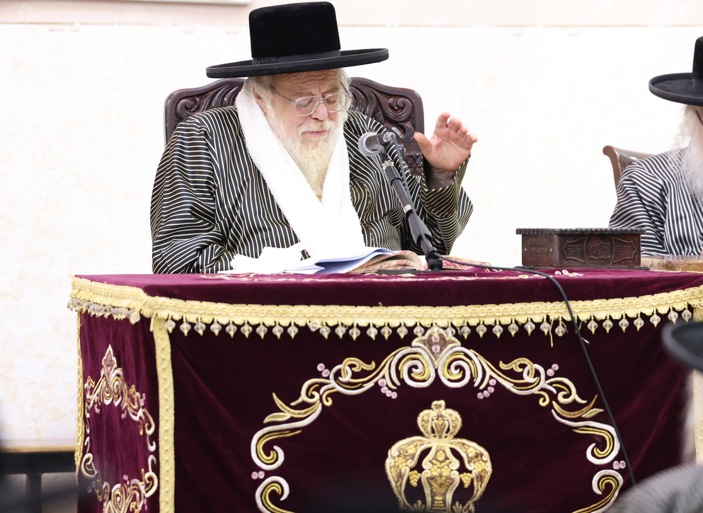 עצרת הספד בתולדות אהרן