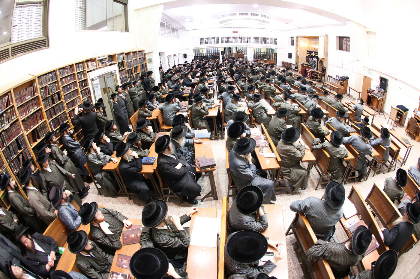 עצרת הספד בתולדות אהרן