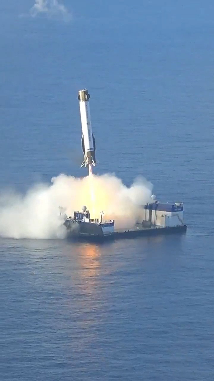 שימוש חוזר ראשון בטיל ה-New Glenn העצום,