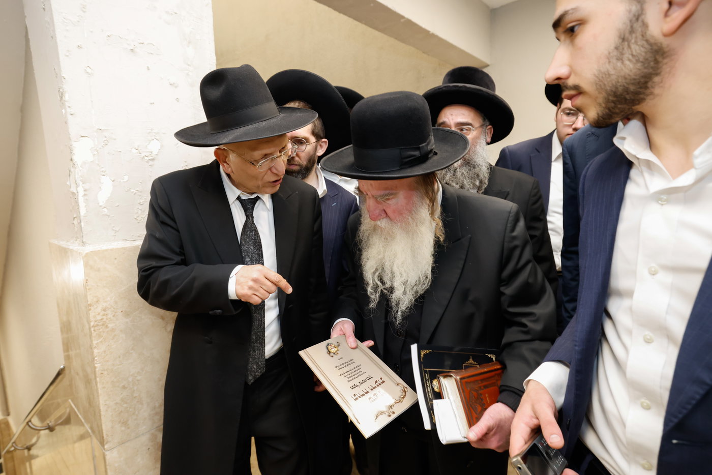 מעמד כבוד התורה 'וכתבתם'