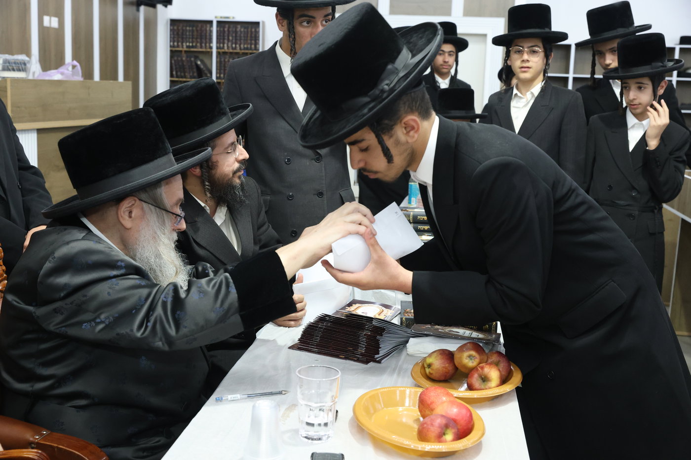 פתיחת זמן קיץ בישיבת ברסלב יבנאל