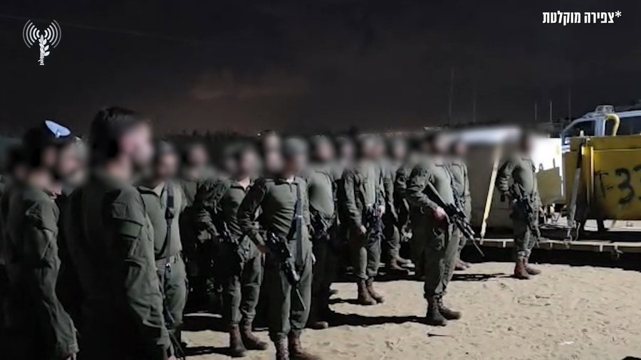 לוחמי צה"ל מציינים את יום הזיכרון