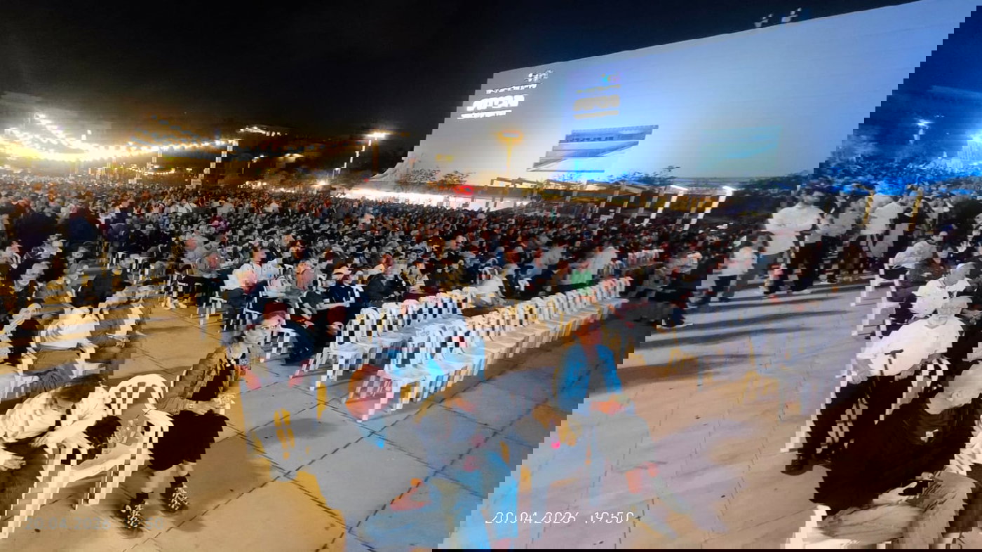 בלב תל אביב | אלפים דמעו בתפילת 'א-ל מלא רחמים' בכיכר הבימה