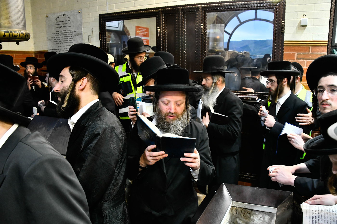 הילולא קדישא בקראסטיר - תשפ"ו