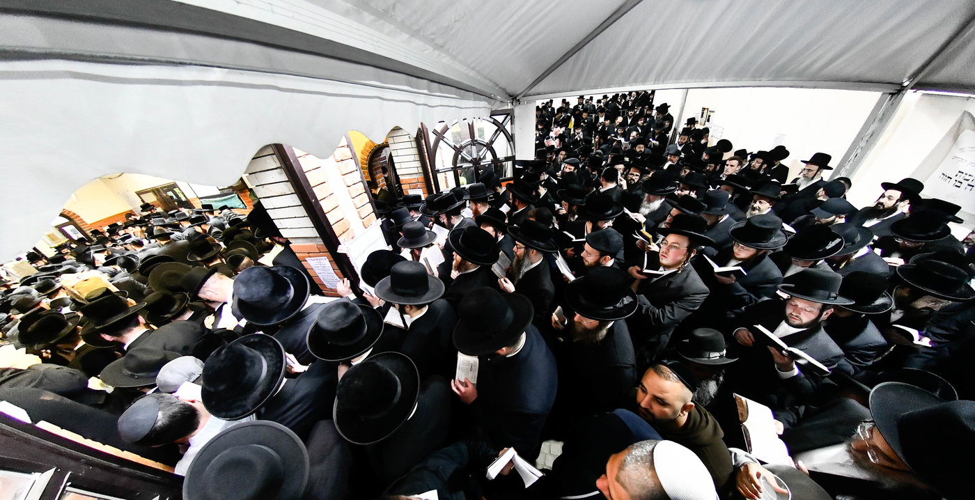 הילולא קדישא בקראסטיר - תשפ"ו