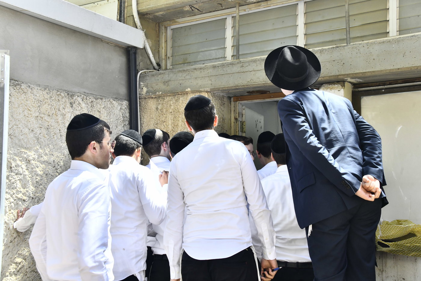 הגאון רבי יצחק הקר בישיבת גרודנא