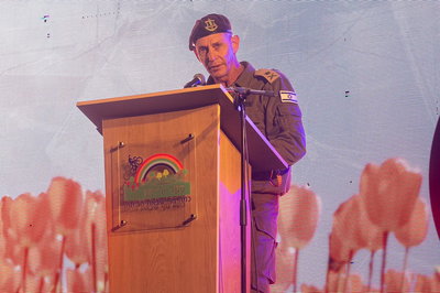 טקס יום הזיכרון בכפר ורדים