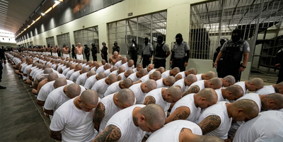 פושעים בבית הכלא - אל סלבדור