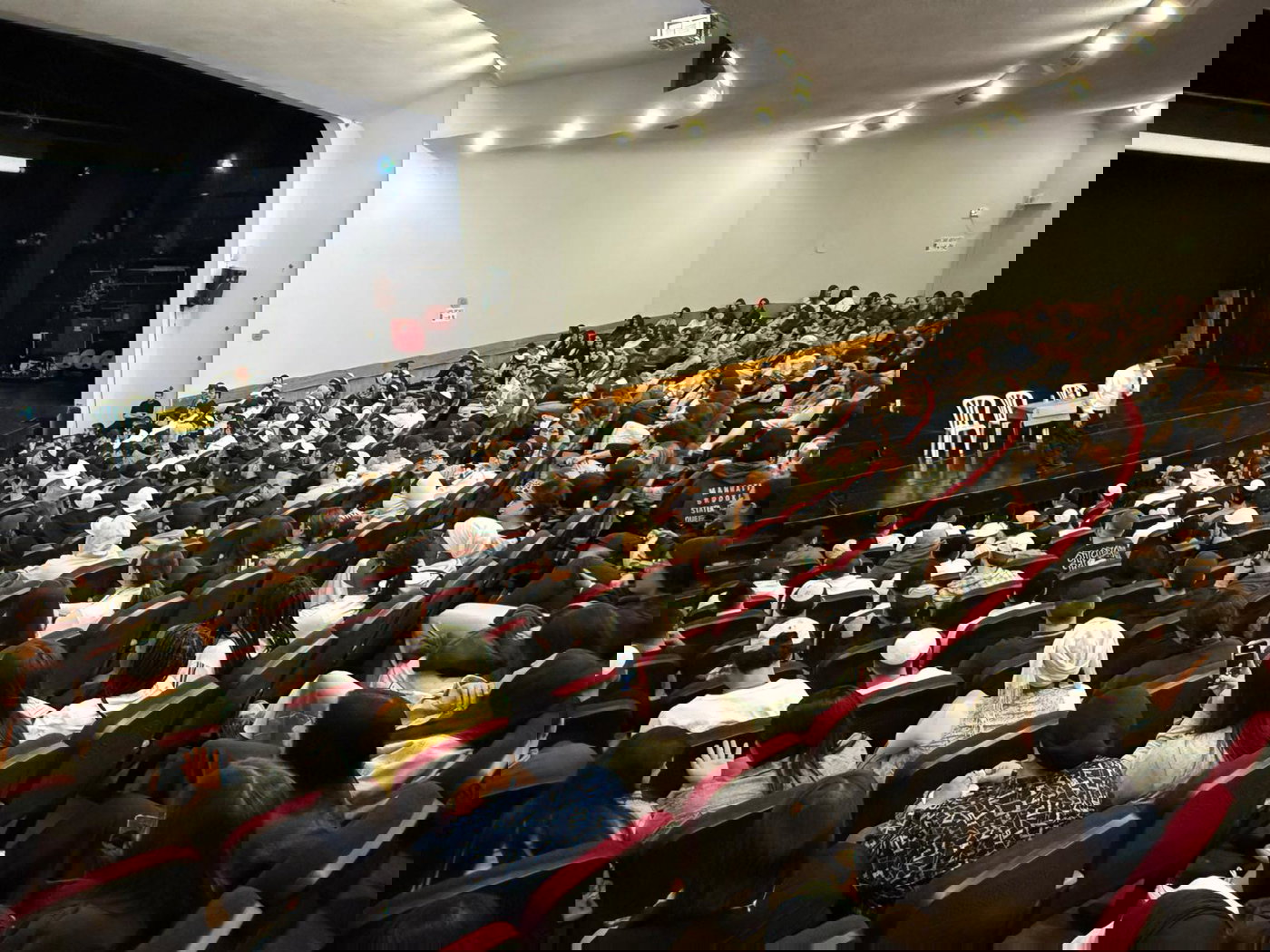 הרב יגאל כהן בשיעור בלוד, ערב יום הזיכרון